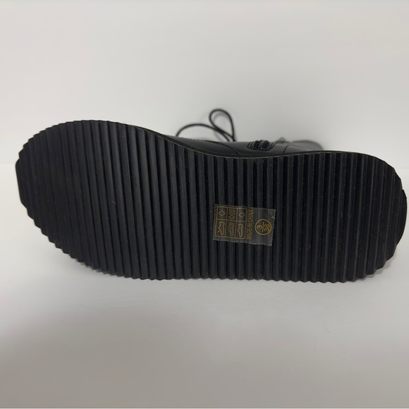 New! Black Platform Boots - Picture 4 of 7